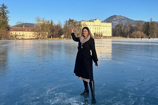 Public 4h tour to filming locations of “The Sound of Music Movie“ - Stop 4: Lake Wolfgang for a fast countryside view hit