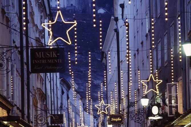 Salzburg Christmas Eve Tour to the Silent Night Chapel - The coach ride: the easy way to enjoy the Alpine winter