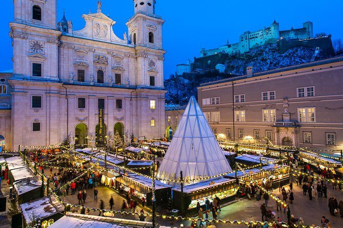 Salzburg Christmas Market & City Tour - Getreidegasse: Mozart’s birthplace street and a smart shopping street walk