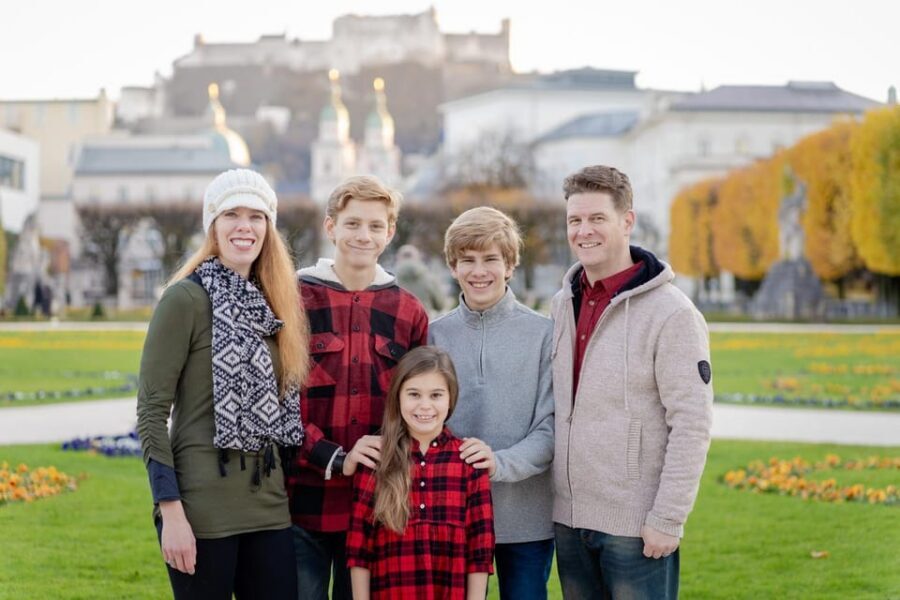 Salzburg City: private photoshoot at Salzburgs landmarks - Mirabellgarten: your longest photo stop for the “main character” shots