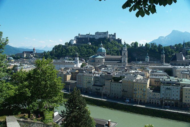 Salzburg City Tour - Private Tour All Inclusive - Hangar-7 and Red Bull’s Flying Bulls and Formula 1 Collection