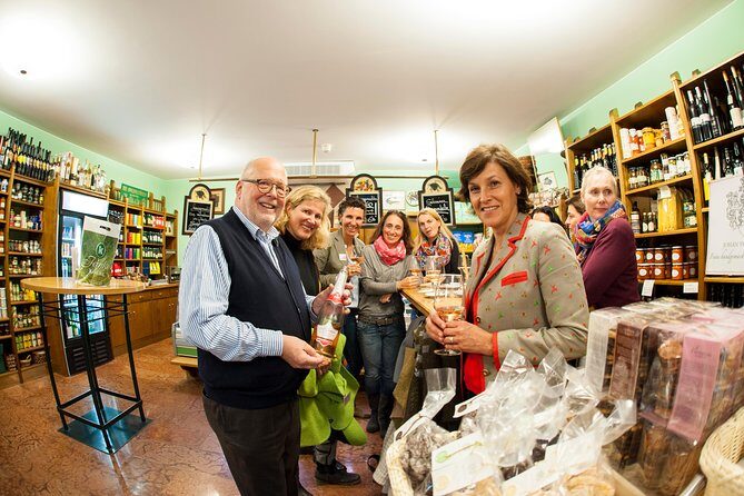 Salzburg Food Tasting Tour: delicious & fun - Universitätsplatz Farmers Market: The Local Shopping Part