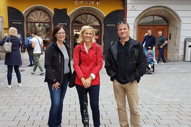 Salzburg Introduction Walking Tour - Mirabellgarten: the calm start before the city gets loud