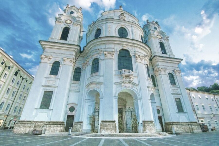Salzburg: Old Town, Mozart, & Mirabell Gardens Walking Tour - Mozart’s Birthplace and residence: more than a famous facade