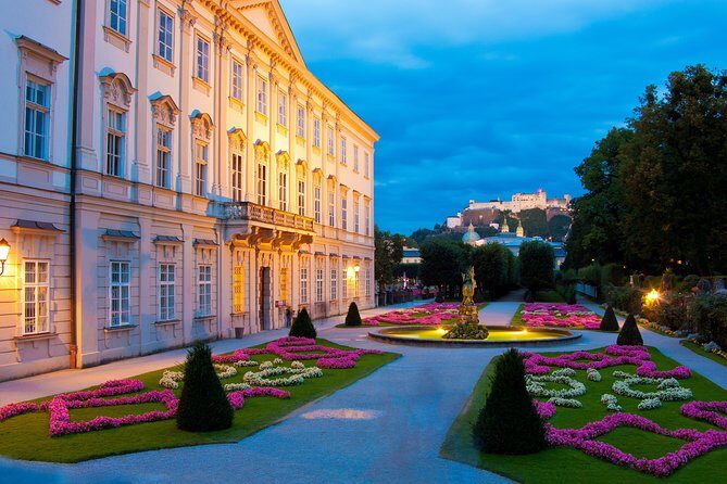 Salzburg: Palace Concert at the Marble Hall of Mirabell Palace - The curtain-break experience: cloakroom, programs, and snacks
