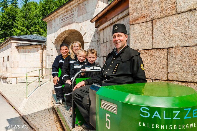 Salzburg Super Saver: Original Sound of Music and Salt Mines Day Trip - Sound of Music via Salzburg Drives: Mirabell, Nonnberg, and the Lake Views