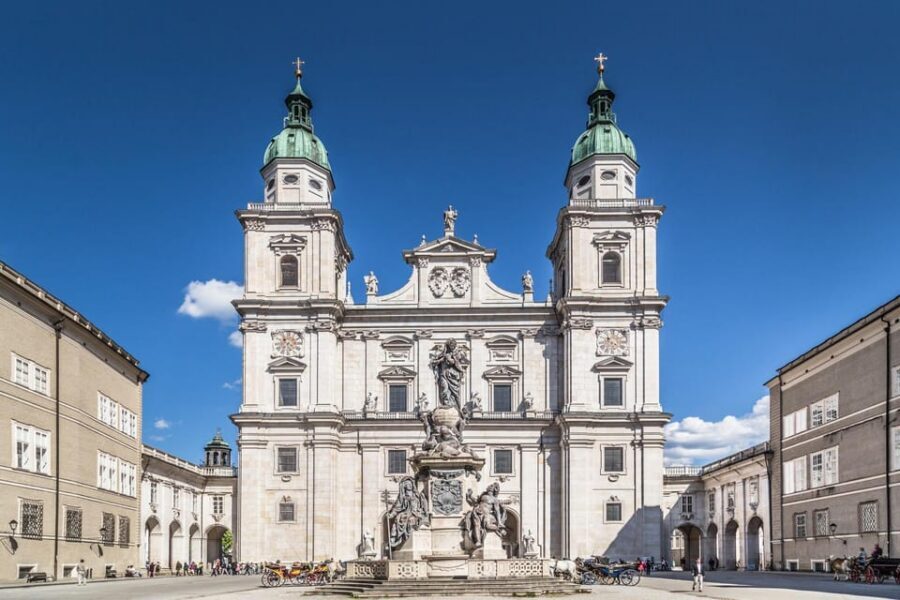 Salzburg Tour: Mirabell Gardens, Sound of Music, Mozart - Kapitelplatz to Hohensalzburg: Seeing the Hilltop Symbol