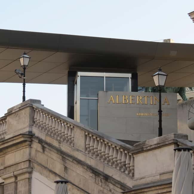 Scandals, affaires & anecdotes in Vienna - Meeting at Helmut-Zilk-Platz: Where the Tour Really Starts