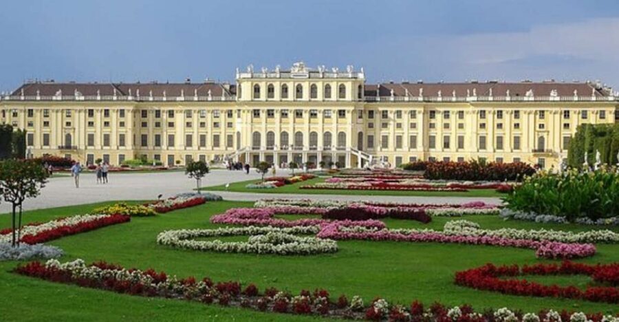 Schönbrunn Grand Tour : Private Skip-the-Line Walking Tour - Key Things You’ll Enjoy Most on This Private Schönbrunn Tour