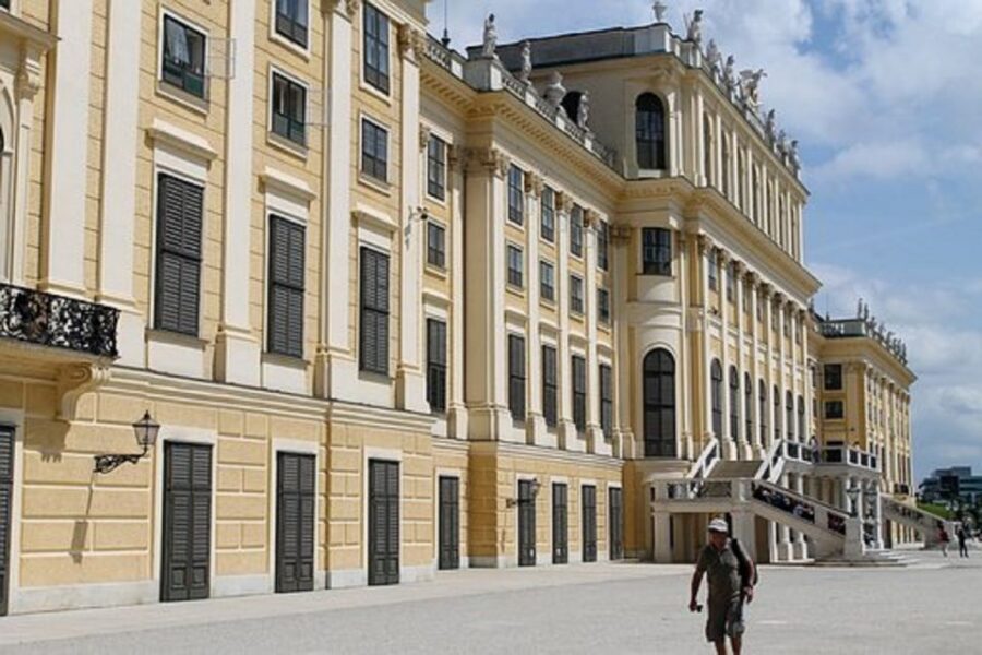 Schönbrunn Grand Tour : Private Skip-the-Line Walking Tour - Maria Theresia’s Private Rooms and the Hunting Room Finish