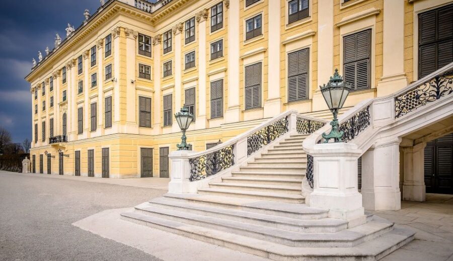 Schönbrunn Palace & Gardens Tour - How the timing and guide style help you handle the crowds