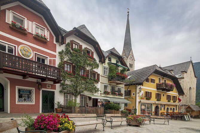 Self-Guided Private Tour of Hallstatt. Best photo-points, panoramic views, cafes - Stop 5: Hallstatt town core—old cemetery, wooden medieval houses, market square