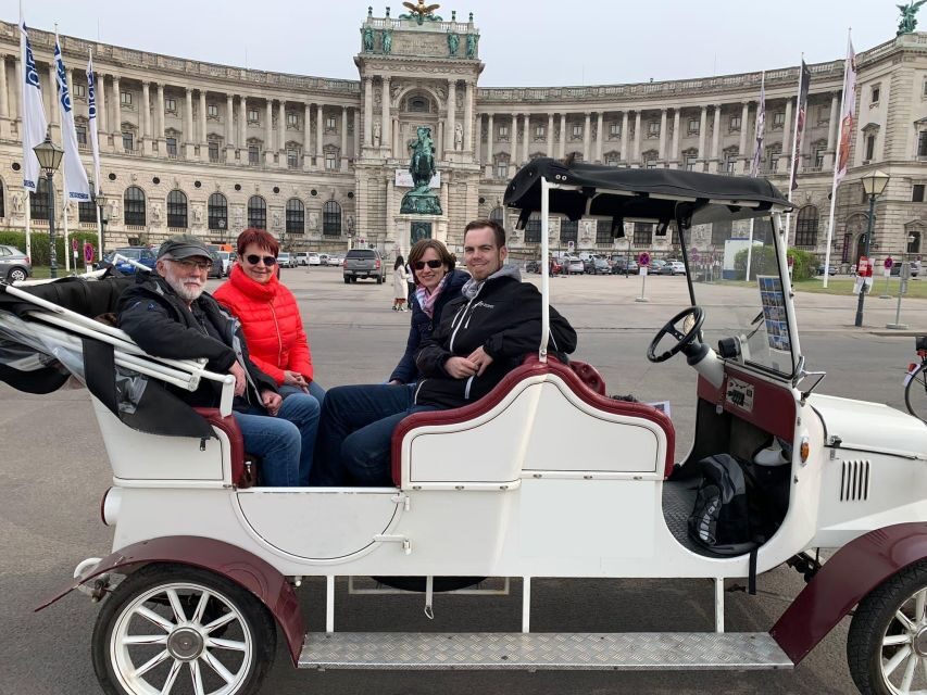 Sightseeing tour in electric vintage car (up to 5 people) - Why an electric vintage car works so well for Vienna