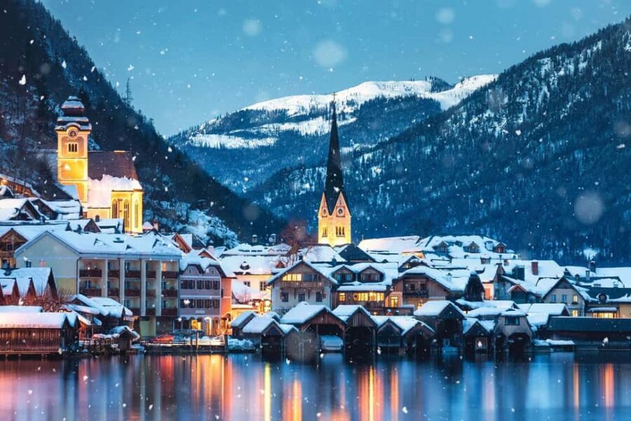 Sound of Music: Salzburg, Mirabell, Hallstatt & Alpine Views - Traunkirchen on Lake Traunsee: the quiet start with postcard views