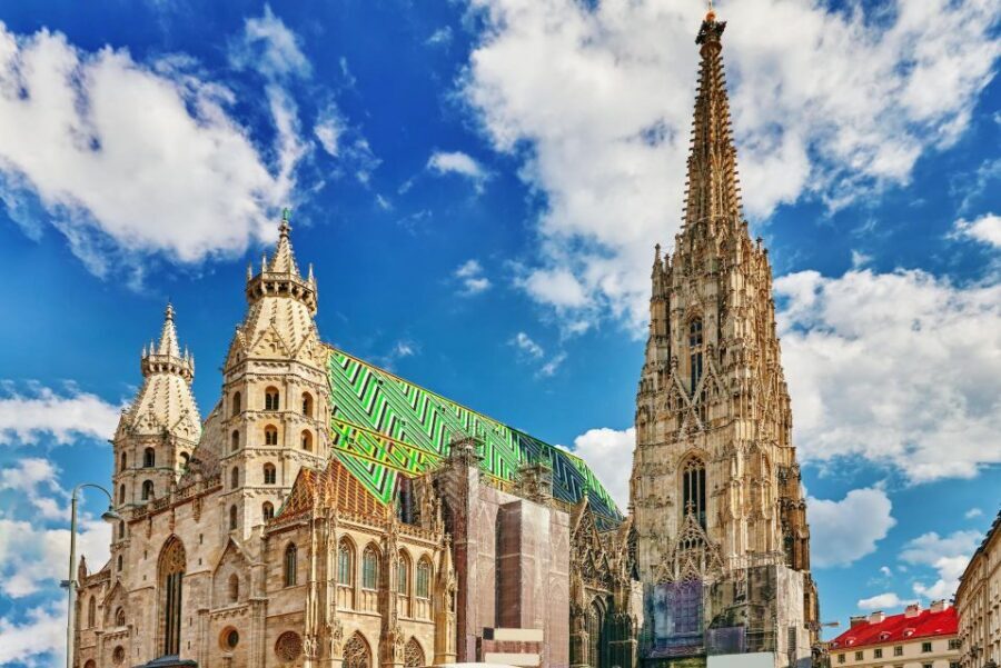 St Stephen's Cathedral Vienna Old Town Walking Tour - Who should book, and who should choose a shorter option