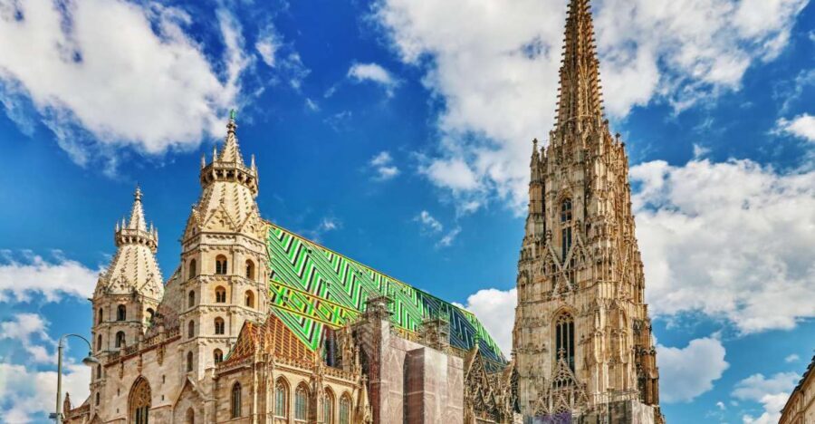 St Stephen's Cathedral Vienna Old Town Walking Tour - Your 2-hour plan: cathedral highlights without the towers