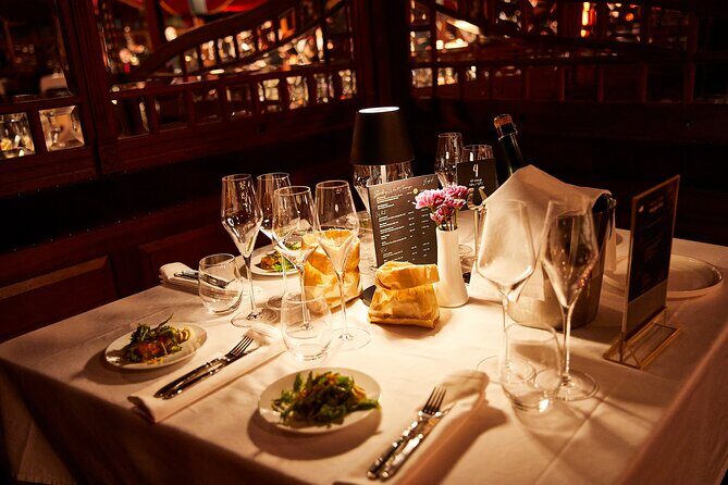 Strauss Dinner Show - Service and atmosphere: friendly staff, efficient pacing, and small surprises