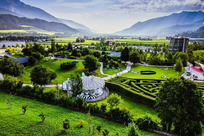 Swarovski Crystal Worlds Admission Ticket Including Shuttle Transfer from Innsbruck - Shopping, café breaks, and what to bring