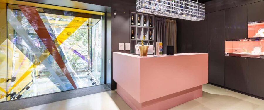 Swarovski Vienna: Crystal Expert Welcome & Gift - The Crystal Gift: A Vienna Souvenir That’s Not Just Window-Shopping
