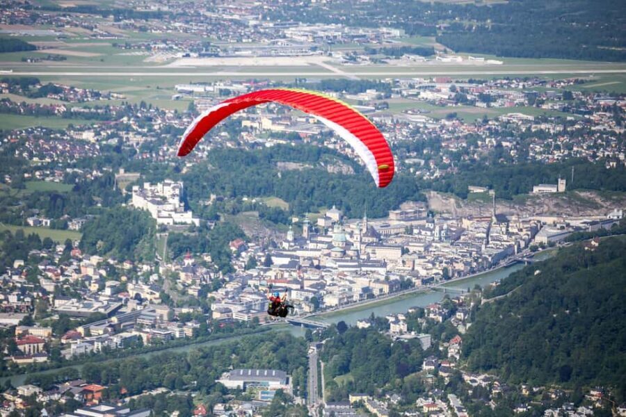Tandem Paragliding Salzburg City - The pre-flight reality check: briefing, equipment, and insurance