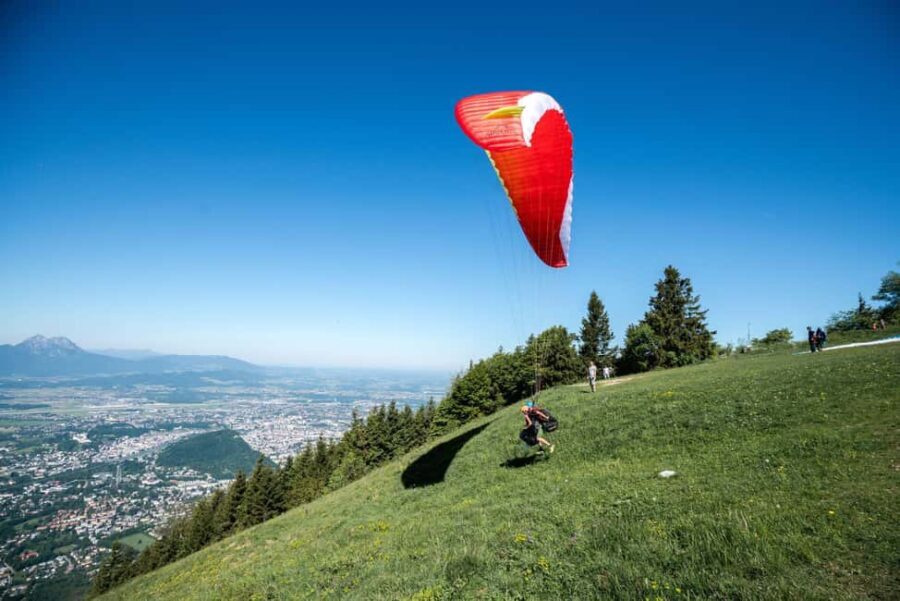 Tandem Paragliding Salzburg City - Photos and video: when to buy the memory and how delivery works