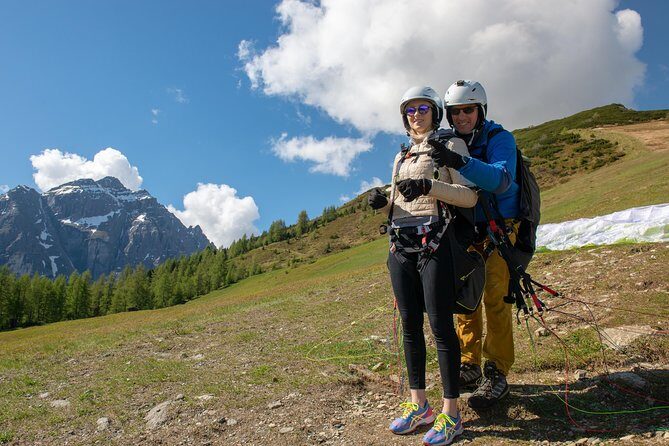 Tandem Paragliding Tirol, Austria - Moos 12 meeting point and the cable car ride to launch