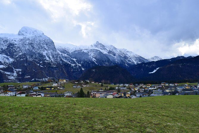 The Hills are Alive and Hallstatt - Schloss Hellbrunn and the Sound of Music Gazebo