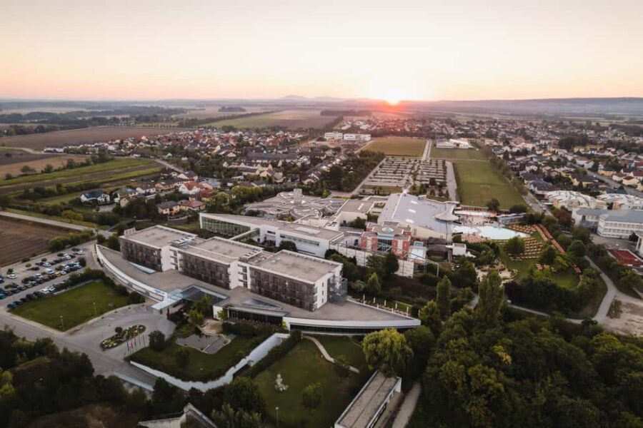 Therme Laa Wellness Day: Spa Escape Near Vienna - Fit & Active Programs and Water Aerobics Pace Yourself