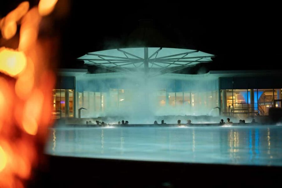 Therme Laa Wellness Day: Spa Escape Near Vienna - Food and Breaks at the Thermal Spa Restaurant and Pool Bars