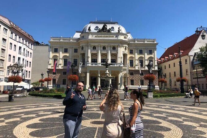 Trip from Vienna: Visit Bratislava - transport, lunch and guided tour included - Why Bratislava feels like a Viennese cousin in one day