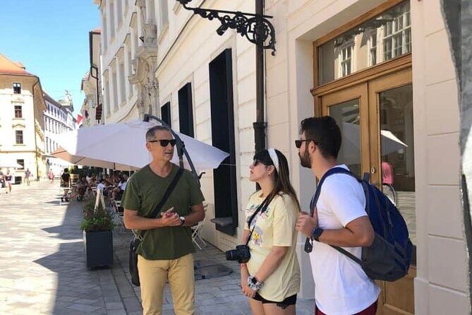 Trip from Vienna: Visit Bratislava - transport, lunch and guided tour included - Lunch that’s actually part of the experience (2 courses, ordering help)