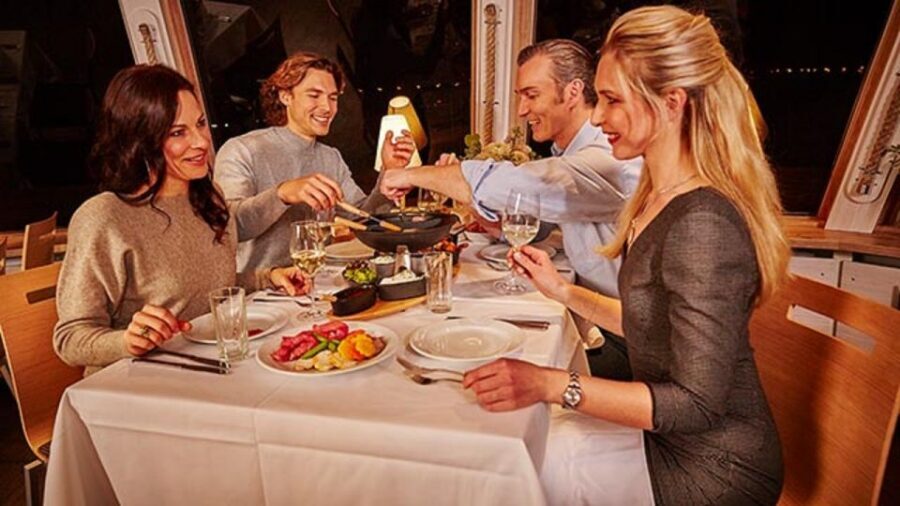 Vienna: 3,5-Hour Danube Cruise "Greek Night" - Key Points at a Glance