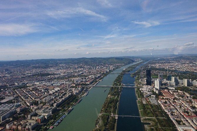 Vienna 40 Minutes Helicopter Tour for 2 - The Route Starts in Lower Austria and Stays in Your Sightline