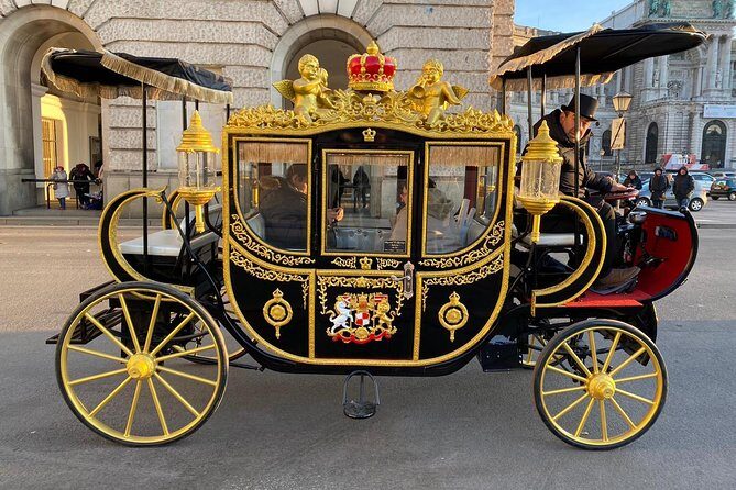 Vienna: 60 min. Imperial E-Carriage Sightseeing Tour with Drinks - Key highlights worth knowing before you book