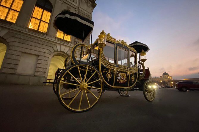 Vienna: 60 min. Imperial E-Carriage Sightseeing Tour with Drinks - Vienna in an Hour: Why This E-Carriage Works for First-Time Sightseeing