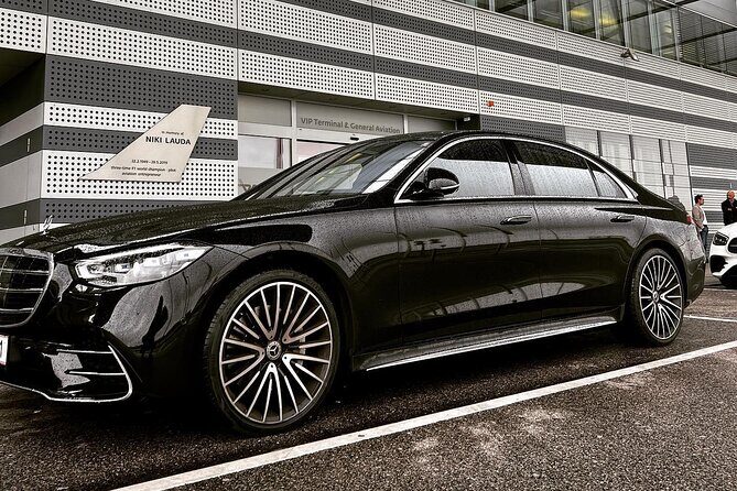 Vienna Airport Transfer from Vienna City with Private Driver - Door-to-Door in Vienna: Exact Drop-Off, Not a Guess