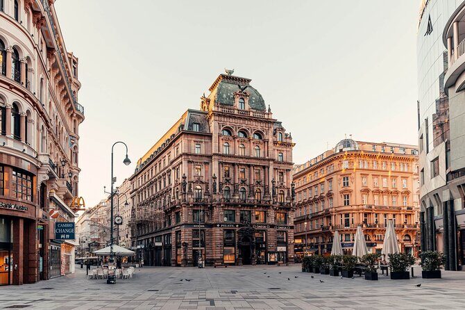 Vienna Airport (VIE) Private Transfer to Vienna City/Hotels - Luggage Rules: The Real Make-or-Break Detail
