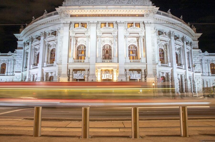 VIENNA AT NIGHT: PRIVATE PHOTO TOUR - Value at $328 per group up to 8