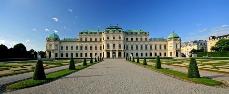 Vienna: Belvedere Palace Skip-the-Line Tour - Skip-the-line at Upper Belvedere: your 90 minutes start strong