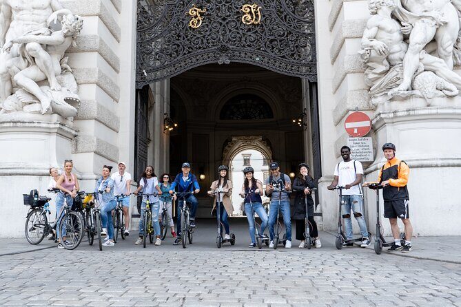 Vienna by bike in small groups max 12pax - Route walkthrough: Prater to Rathaus in one smooth loop