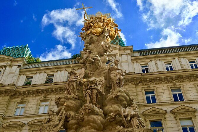 Vienna Christmas Tour - Why the 4:00 pm Timing Works in Vienna