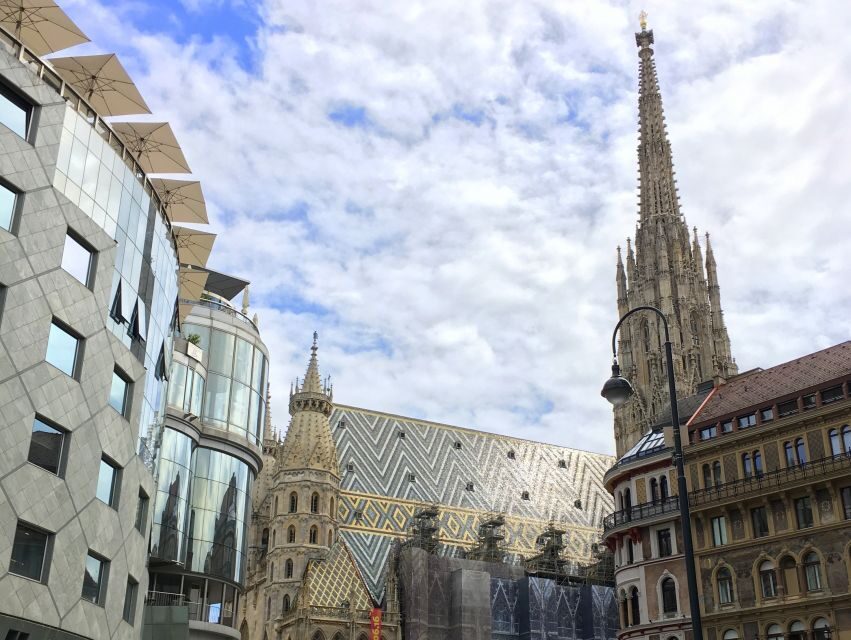 Vienna: City Center Guided Walking Tour - Hotel Sacher and coffee-house Vienna: the sweet pivot in Graben
