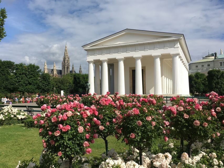 Vienna: City Center Guided Walking Tour - Weather, winter cold, and what you can do about it