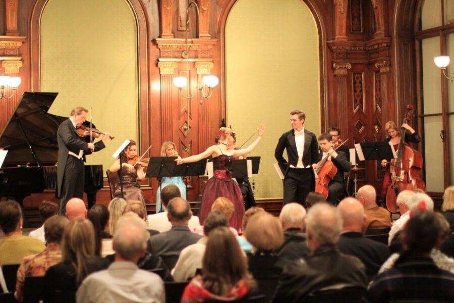 Vienna: Classical Concert at Eschenbach Palace - Entry details that affect your evening: meeting point, cloakroom, and bag rules