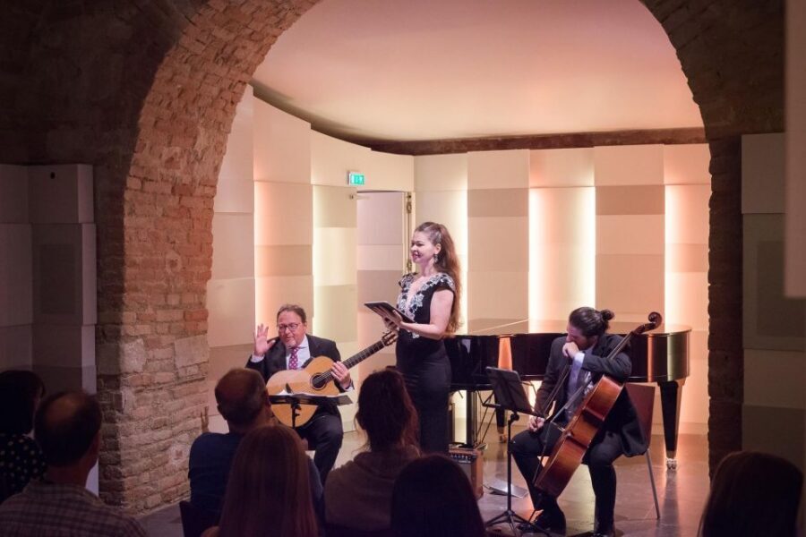 Vienna: Classical Concert at Mozarthaus with Museum Entry - Should you book the Mozarthaus candlelight concert?