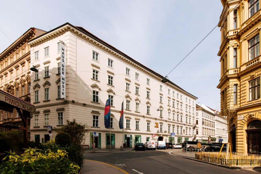 Vienna: Classical Masters Concert at Haus der Musik - Seating, acoustics, and why being close matters