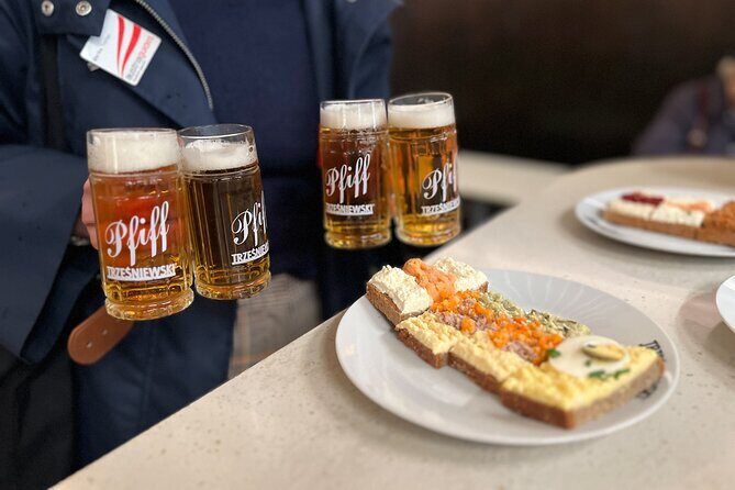 Vienna Culinary Experience: Private Guided Food Tour - Stop 1: Michaelerplatz ham bun and sparkling apple juice