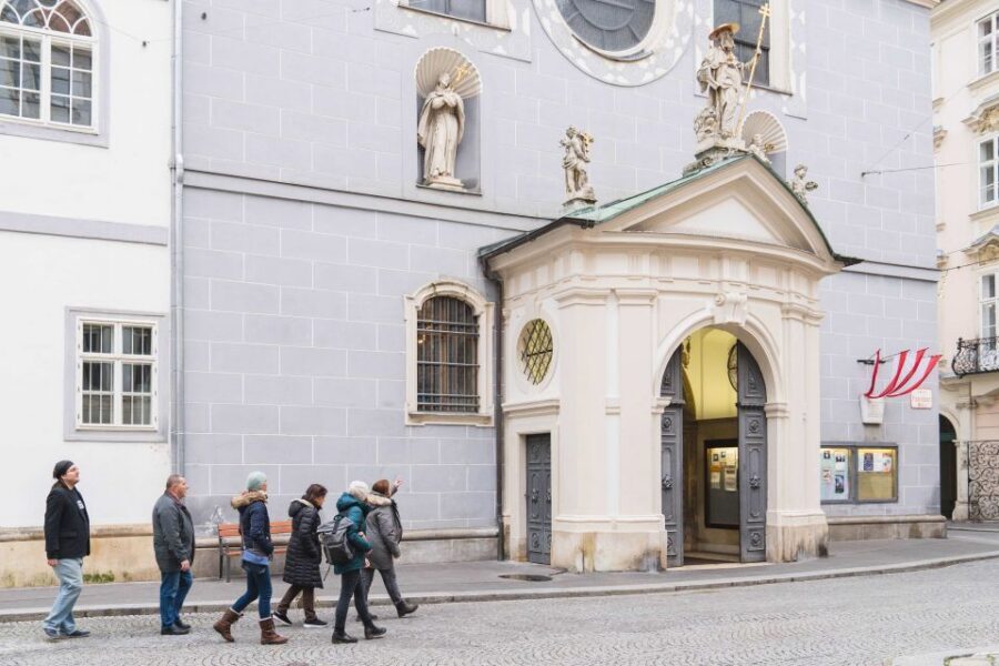 Vienna: Educational Walk Exploring Homelessness - What you learn on the walk: complexity without clichés