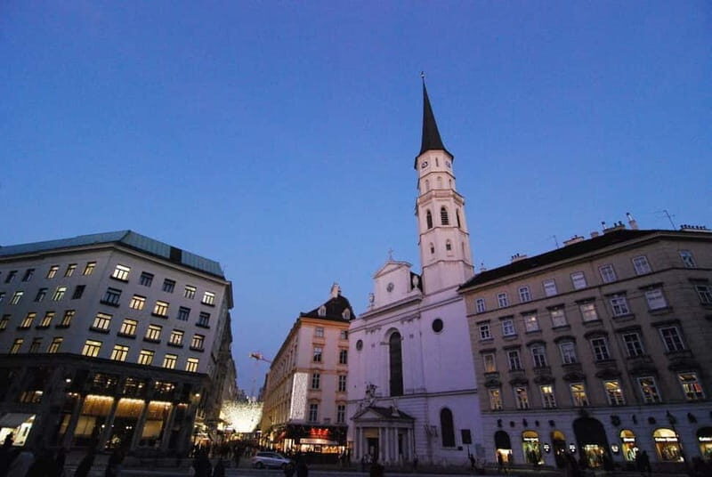 Vienna: Essential History Walking Tour - From Roman Vienna to the Michaelerplatz excavations