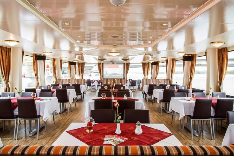 Vienna: Evening Cruise Along The Danube - Who this cruise is best for